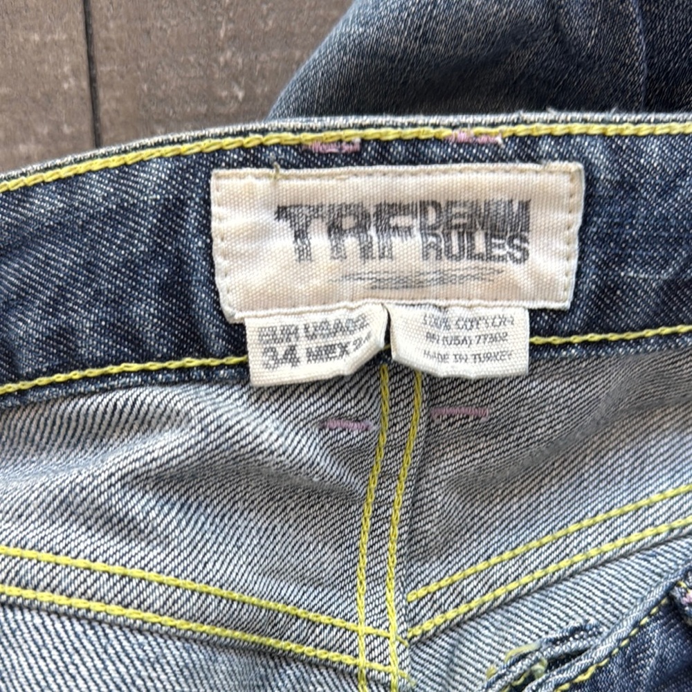 Boot Cut Jeans - Picture 4 of 4